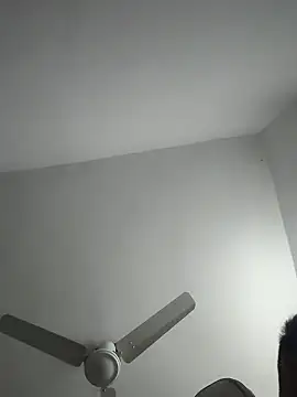 Snapshot of davidss57400 chatting on February 5, 2025, 6:35 am davidss57400 online show from February 5, 2025, 6:35 am