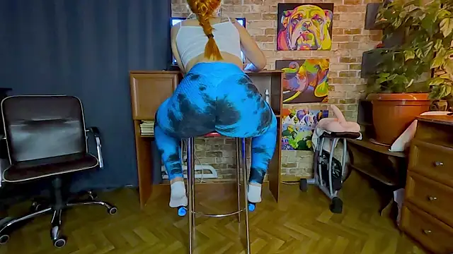 JosephinaBlack online show from October 17, 2025, 2:37 am