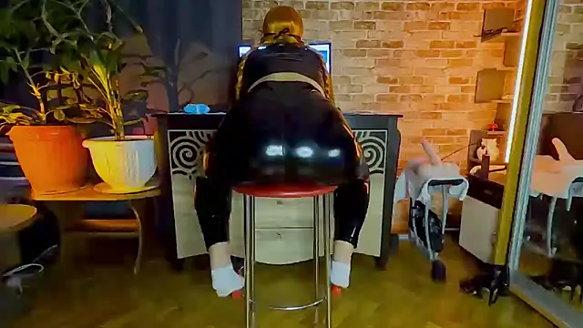 JosephinaBlack online show from March 8, 2026, 3:10 am