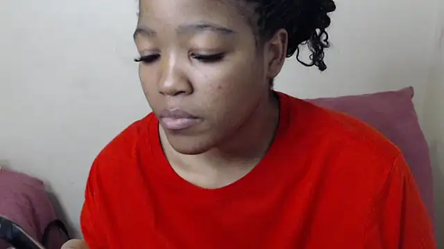 Busty-Londie online show from September 14, 2025, 7:24 pm