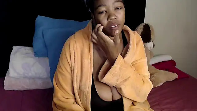 Busty-Londie online show from March 3, 2026, 6:47 pm