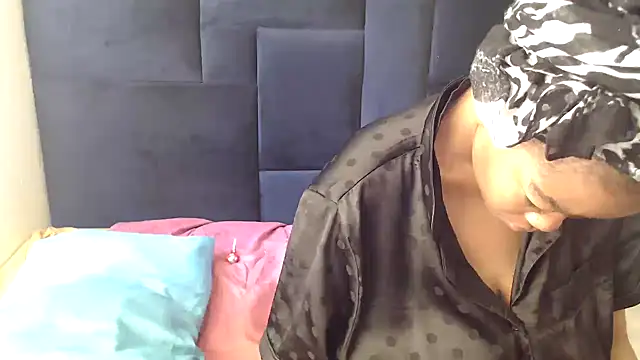 Busty-Londie online show from March 8, 2026, 8:51 am