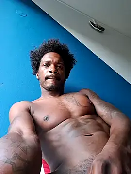 pikolo97 online show from November 6, 2025, 10:16 am