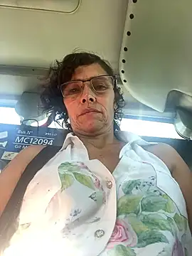 MireyaTorresGu online show from January 7, 2026, 8:00 pm