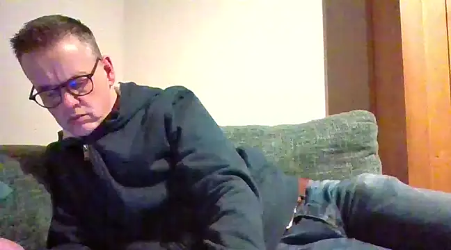 Hectorthyssen1 online show from February 2, 2025, 11:00 pm