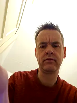 Hectorthyssen1 online show from March 3, 2025, 11:11 am