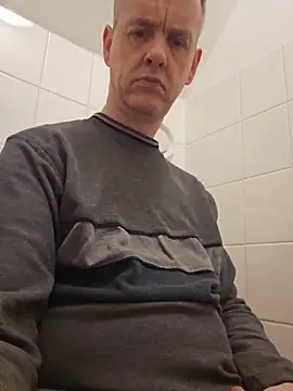 Hectorthyssen1 online show from February 18, 2026, 3:30 pm