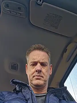 Hectorthyssen1 online show from March 16, 2026, 4:22 pm