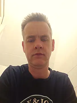 Snapshot of Hectorthyssen1 chatting on May 28, 2026, 11:40 am Hectorthyssen1 online show from May 28, 2026, 11:40 am