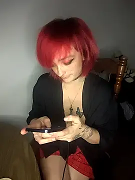 Snapshot of IzanamiNova chatting on March 19, 2026, 9:46 am IzanamiNova online show from March 19, 2026, 9:46 am