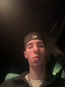 Snapshot of MikesWood21 chatting on January 30, 2025, 12:50 am MikesWood21 online show from January 30, 2025, 12:50 am