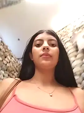 Snapshot of Baby_Niels chatting on January 8, 2025, 11:30 pm Baby Niels online show from January 8, 2025, 11:30 pm