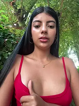 Snapshot of Baby_Niels chatting on January 20, 2025, 7:14 pm Baby Niels online show from January 20, 2025, 7:14 pm