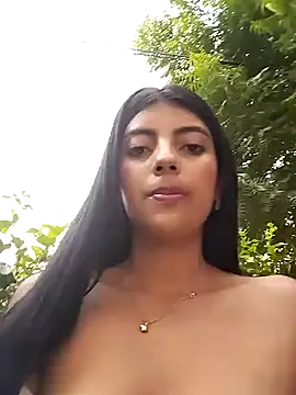 Snapshot of Baby_Niels chatting on January 29, 2025, 10:53 pm Baby Niels online show from January 29, 2025, 10:53 pm