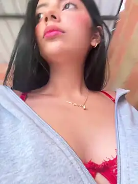 Snapshot of Baby_Niels chatting on October 6, 2025, 8:50 pm Baby Niels online show from October 6, 2025, 8:50 pm