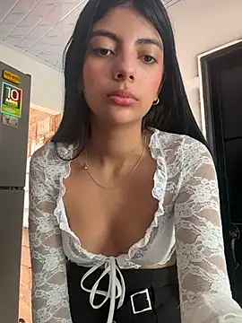 Snapshot of Baby_Niels chatting on November 6, 2025, 3:13 pm Baby Niels online show from November 6, 2025, 3:13 pm