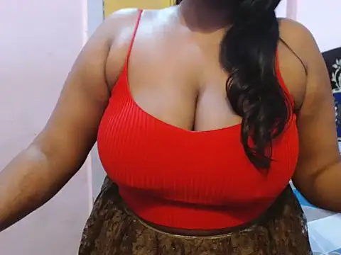 Snapshot of queen_cute chatting on March 22, 2025, 6:14 pm queen cute online show from March 22, 2025, 6:14 pm