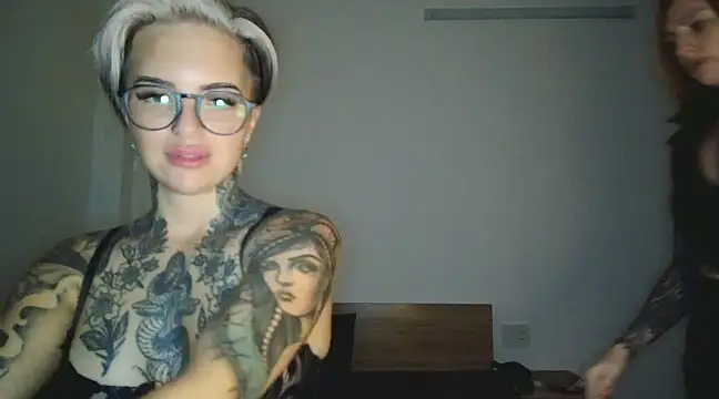 Snapshot of Alexandersonxo chatting on March 22, 2025, 2:03 pm Alexandersonxo online show from March 22, 2025, 2:03 pm