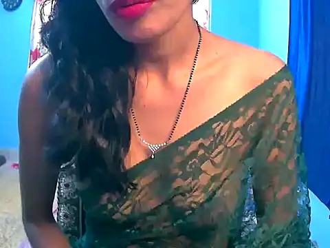 sexy janu25 online show from April 6, 2026, 5:19 am