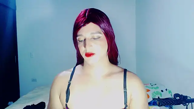 Snapshot of alexandrasexy32 chatting on July 2, 2026, 12:32 am alexandrasexy32 online show from July 2, 2026, 12:32 am