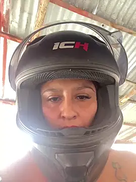 Snapshot of Keittly_ chatting on December 15, 2024, 5:53 pm Keittly online show from December 15, 2024, 5:53 pm