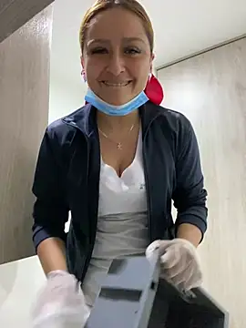 Snapshot of Keittly_ chatting on January 18, 2025, 12:26 pm Keittly online show from January 18, 2025, 12:26 pm