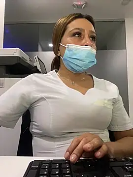 Snapshot of Keittly_ chatting on February 15, 2025, 8:44 am Keittly online show from February 15, 2025, 8:44 am