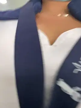 Snapshot of Keittly_ chatting on November 15, 2025, 1:18 pm Keittly online show from November 15, 2025, 1:18 pm