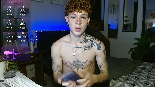 Snapshot of andrewWolffman chatting on June 17, 2026, 11:05 pm andrewWolffman online show from June 17, 2026, 11:05 pm