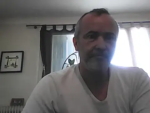 Snapshot of GayPourToi chatting on February 23, 2025, 1:42 pm GayPourToi online show from February 23, 2025, 1:42 pm