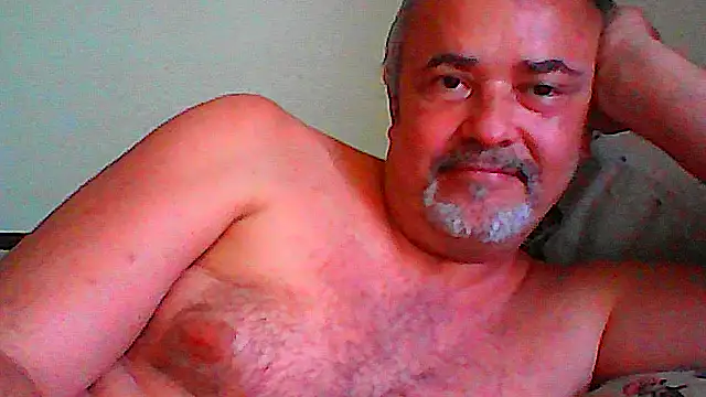 Snapshot of GayPourToi chatting on October 18, 2025, 3:57 pm GayPourToi online show from October 18, 2025, 3:57 pm