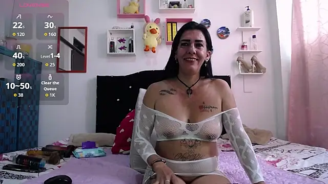 la gatabk  online show from December 14, 2025, 6:34 pm