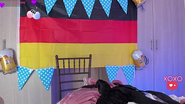 AndreaVelasco online show from September 24, 2025, 8:23 pm