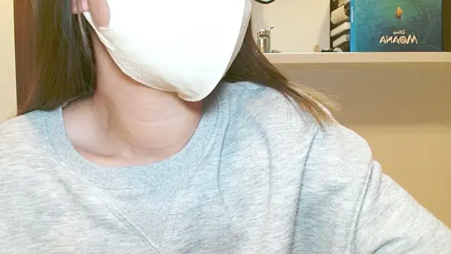 Snapshot of _hina_chan_ chatting on November 15, 2025, 2:24 pm hina chan online show from November 15, 2025, 2:24 pm