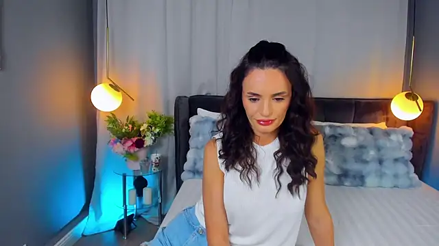 Snapshot of CarlaWhite chatting on May 28, 2026, 3:37 am CarlaWhite online show from May 28, 2026, 3:37 am