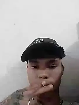 Snapshot of mcgsilva chatting on December 3, 2025, 4:09 am mcgsilva online show from December 3, 2025, 4:09 am