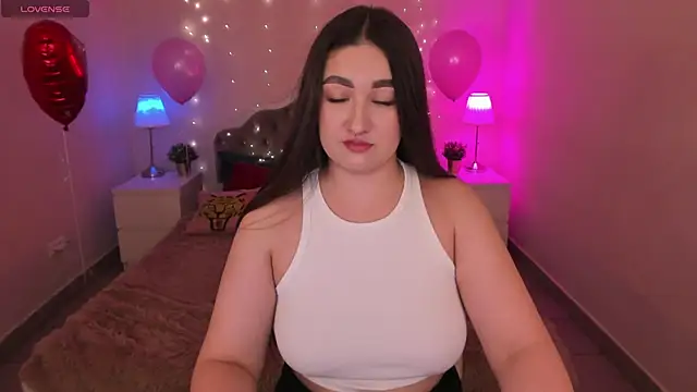 Snapshot of Aria_Blisss chatting on February 21, 2025, 5:02 am Aria Blisss online show from February 21, 2025, 5:02 am