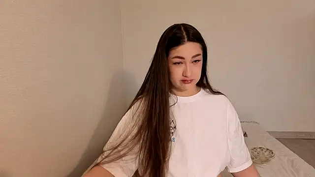 Aria Blisss online show from May 22, 2026, 1:24 am