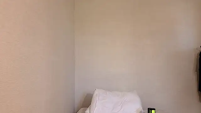 Aria Blisss online show from June 25, 2026, 5:12 am