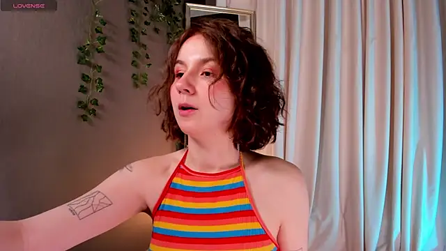 Snapshot of mind_game chatting on February 2, 2025, 5:42 am mind game online show from February 2, 2025, 5:42 am