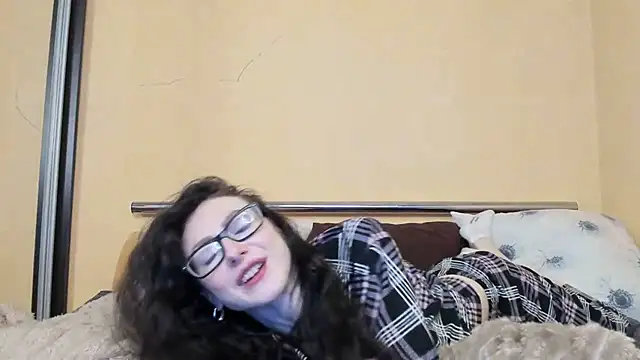 Snapshot of Baby_Jewel chatting on November 26, 2025, 12:39 pm Baby Jewel online show from November 26, 2025, 12:39 pm