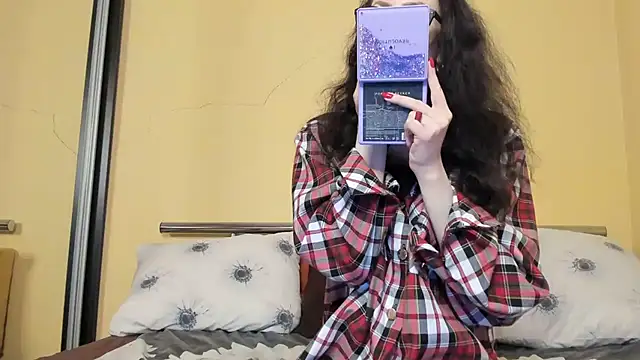 Snapshot of Baby_Jewel chatting on November 27, 2025, 11:12 am Baby Jewel online show from November 27, 2025, 11:12 am