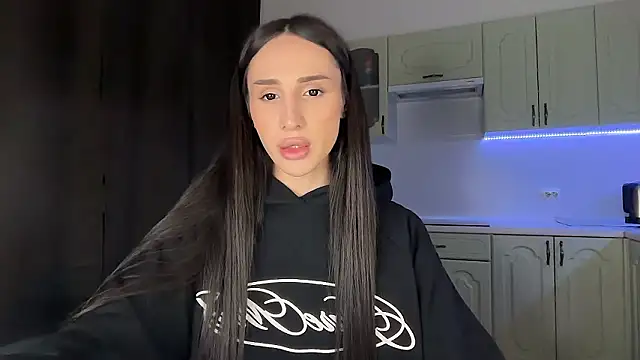 Kim Oberlin  online show from February 17, 2026, 9:54 pm