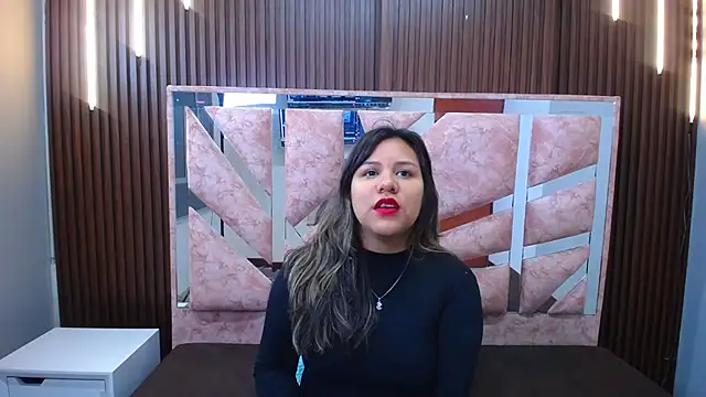 stephanieross202cl online show from December 1, 2025, 5:01 am