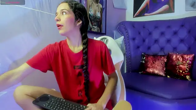 Snapshot of ariana__sweet_ chatting on November 29, 2025, 11:35 am ariana sweet online show from November 29, 2025, 11:35 am