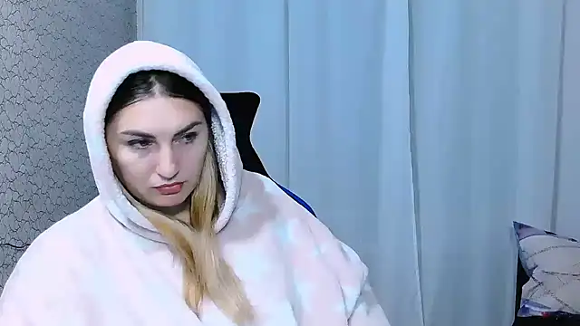 JaneLaJewel online show from October 28, 2025, 3:14 pm