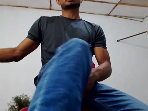 fernandez latinblackk online show from January 4, 2025, 10:02 pm