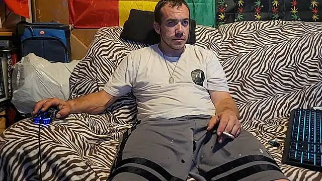 Snapshot of ScubaStevex chatting on June 11, 2026, 11:08 am ScubaStevex online show from June 11, 2026, 11:08 am