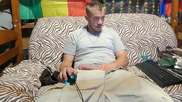 Snapshot of ScubaStevex chatting on July 14, 2026, 11:38 am ScubaStevex online show from July 14, 2026, 11:38 am