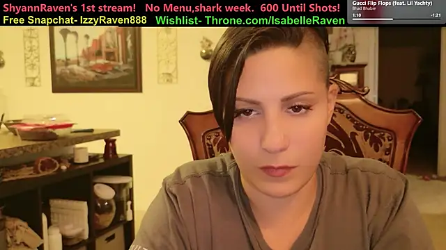Snapshot of IsabelleRaven chatting on June 26, 2026, 1:54 am IsabelleRaven online show from June 26, 2026, 1:54 am